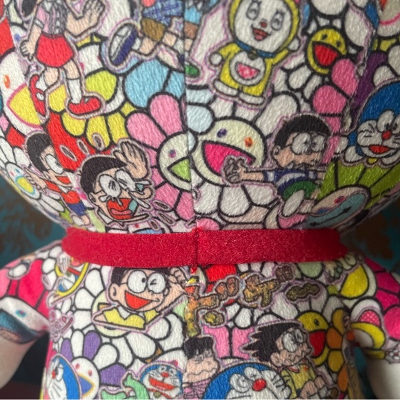 Doreamon x Murakami uniqlo collab - Picture 4 of 4